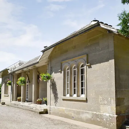 Alstonby Hall * קרליסל